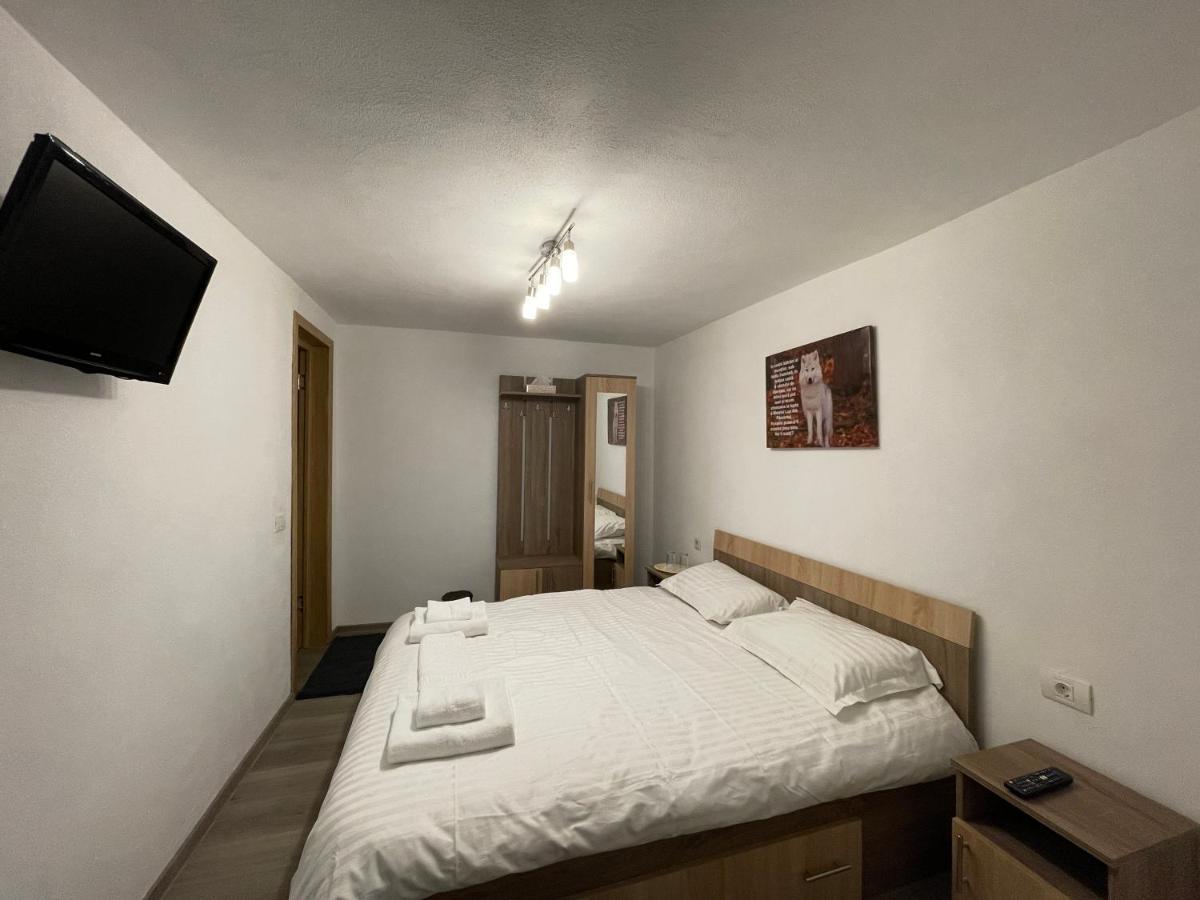 Casa Lupilor Transfagarasan Villa Căpăţîneni-Ungureni Bagian luar foto